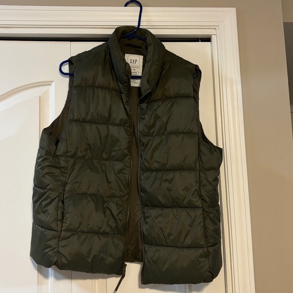 Gap Down Vest - Picture 1 of 1